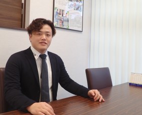 アズマハウス岩出支店-中澤 拓磨（なかざわ たくま）